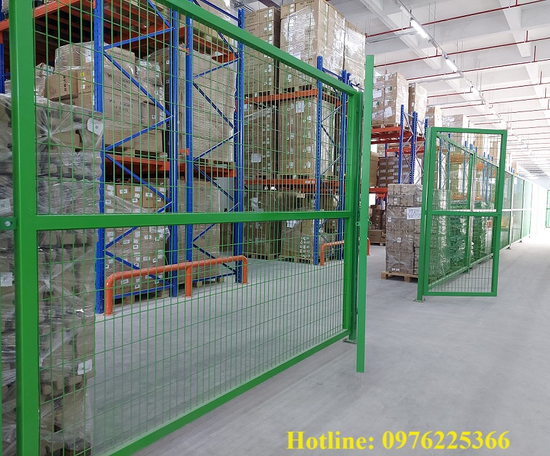 khung hàng rào ngăn kho